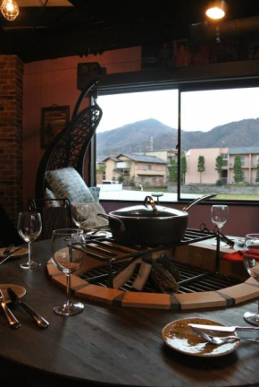 Отель Yadoya Lodge  Киото